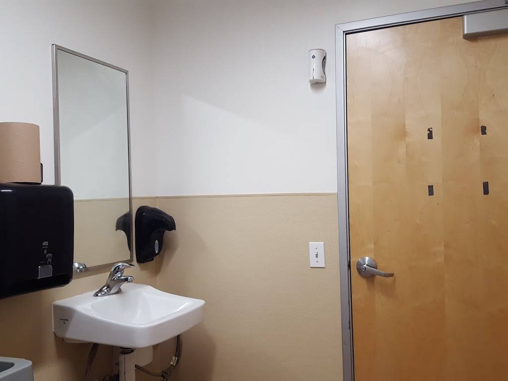 Hot Pot Spot | restaurant | 1525 18th St, Bakersfield, CA 93301, USA | 6617421808 OR +1 661-742-1808