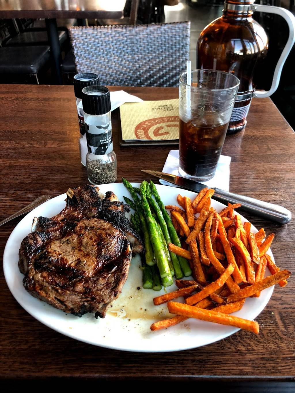 Granite City Food & Brewery | restaurant | 699 W Big Beaver Rd, Troy, MI 48084, USA | 2485191040 OR +1 248-519-1040