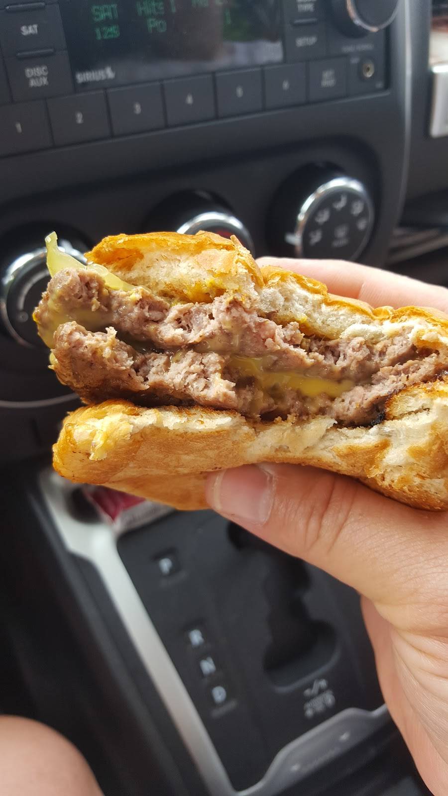 Swensons (Stow/Kent) Drive-In Restaurants | restaurant | 4466 Kent Rd, Stow, OH 44224, USA | 3306787775 OR +1 330-678-7775