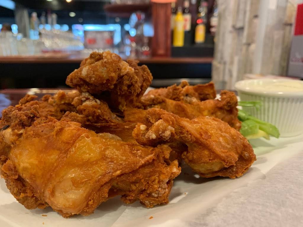 Long Shot Bar and Grill | restaurant | 3720 NY-112, Coram, NY 11727, USA | 6318807666 OR +1 631-880-7666