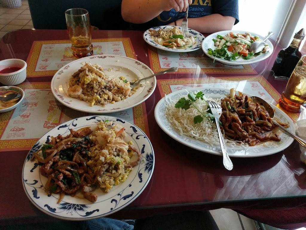 Jade Dragon Chinese Restaurant | restaurant | 3958 N Academy Blvd, Colorado Springs, CO 80917, USA | 7195974844 OR +1 719-597-4844