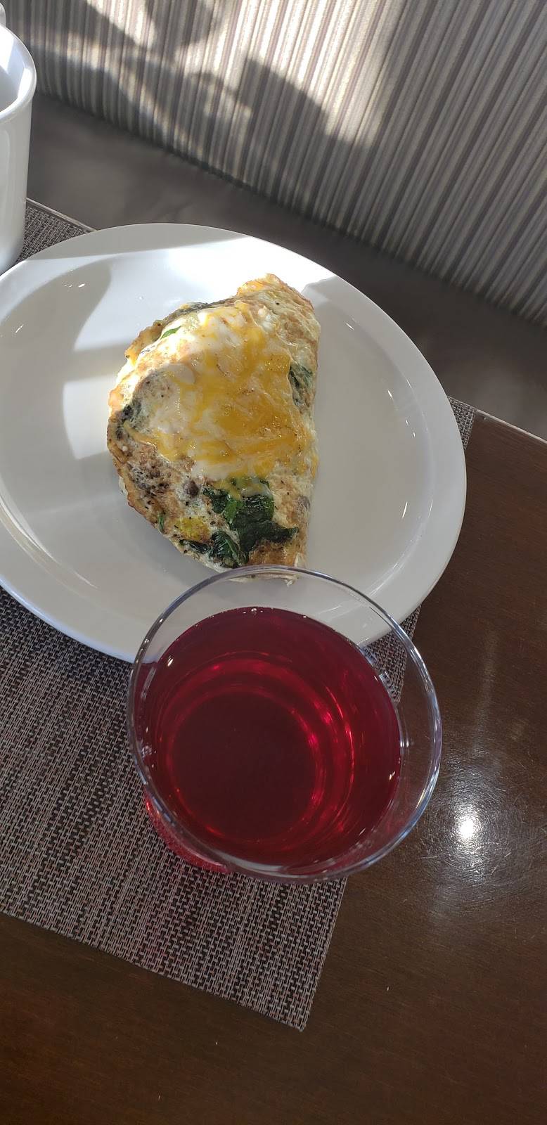 Veranda Restaurant | restaurant | 150 Australian Ave, West Palm Beach, FL 33406, USA | 5614729333 OR +1 561-472-9333