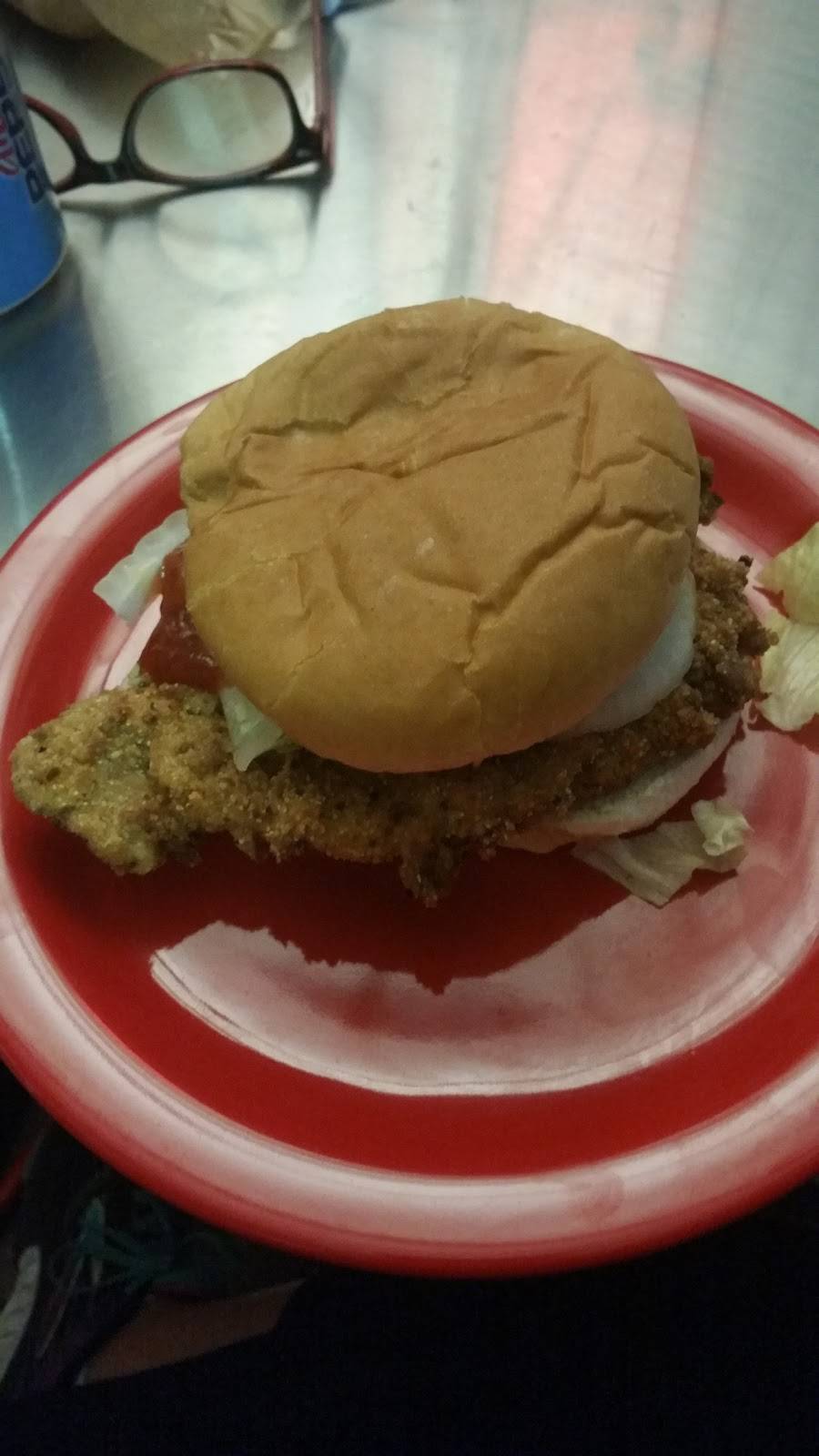 Temptations | restaurant | 535 N Memorial Dr, New Castle, IN 47362, USA | 7654654001 OR +1 765-465-4001