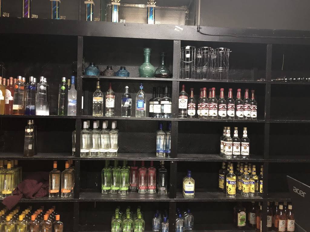 Donovans Bar & Grill Inc | restaurant | 13040 NW 7th Ave, Miami, FL 33168, USA | 3056875150 OR +1 305-687-5150