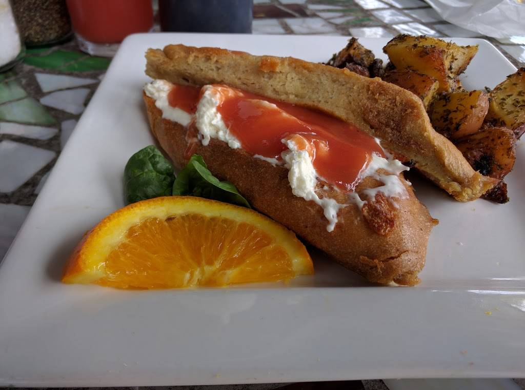 Tangelos Grille | restaurant | 3121 Beach Blvd S, Gulfport, FL 33701, USA | 7278941695 OR +1 727-894-1695