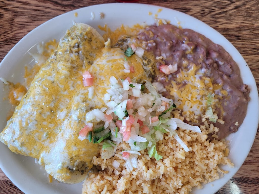 El Rancho Restaurant | restaurant | 4248 AZ-68 STE A, Golden Valley, AZ 86413, USA | 9285652042 OR +1 928-565-2042