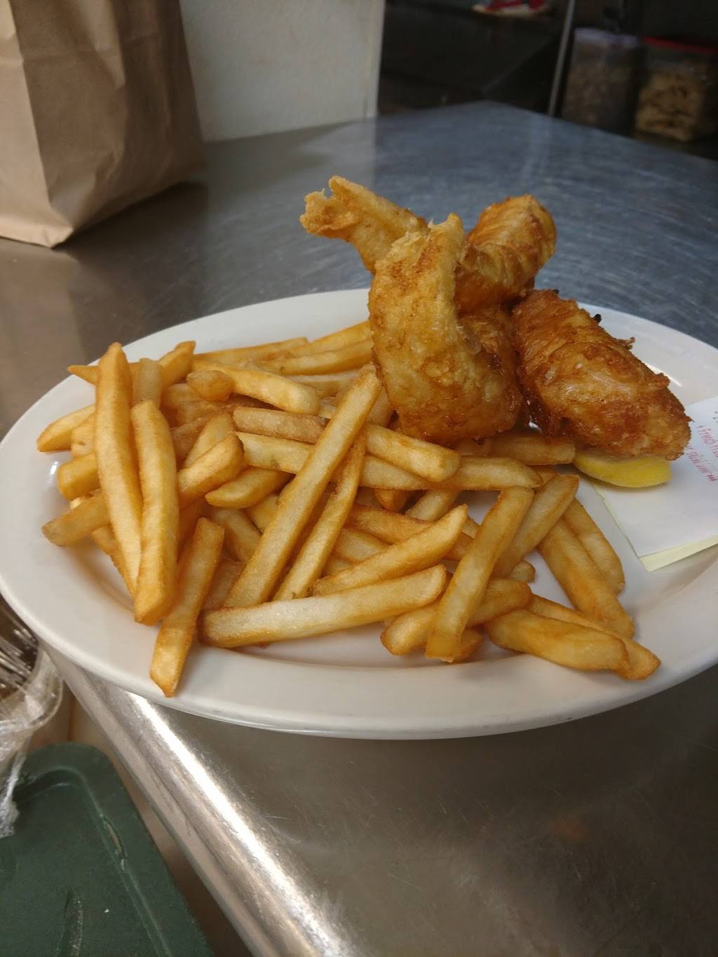 Brownstone Tavern | restaurant | 847 W Alexis Rd, Toledo, OH 43612, USA | 4194780324 OR +1 419-478-0324