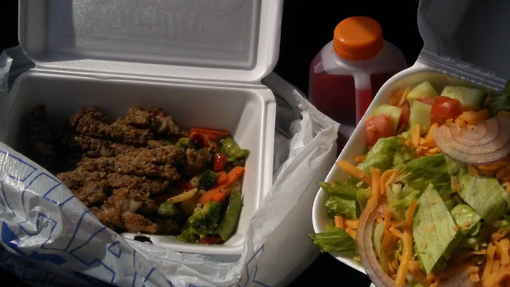 Hashbrowns Cafe | restaurant | 19458 Conant St, Detroit, MI 48234, USA | 3133660433 OR +1 313-366-0433