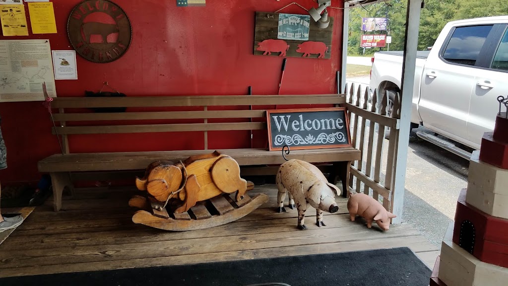 Moores Whistling Pig Cafe | cafe | 572 S Main Ave, Pine Mountain, GA 31822, USA | 7066634647 OR +1 706-663-4647