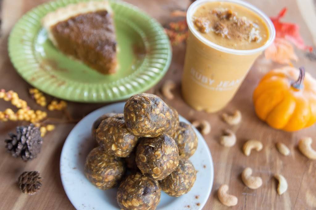 Ruby Jeans Juicery | restaurant | 1111 Main St Suite 165, Kansas City, MO 64106, USA | 8168004929 OR +1 816-800-4929