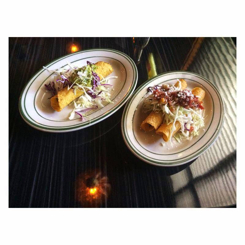 Bait Shop | restaurant | 606 Broadway E, Seattle, WA 98102, USA | 2064208742 OR +1 206-420-8742