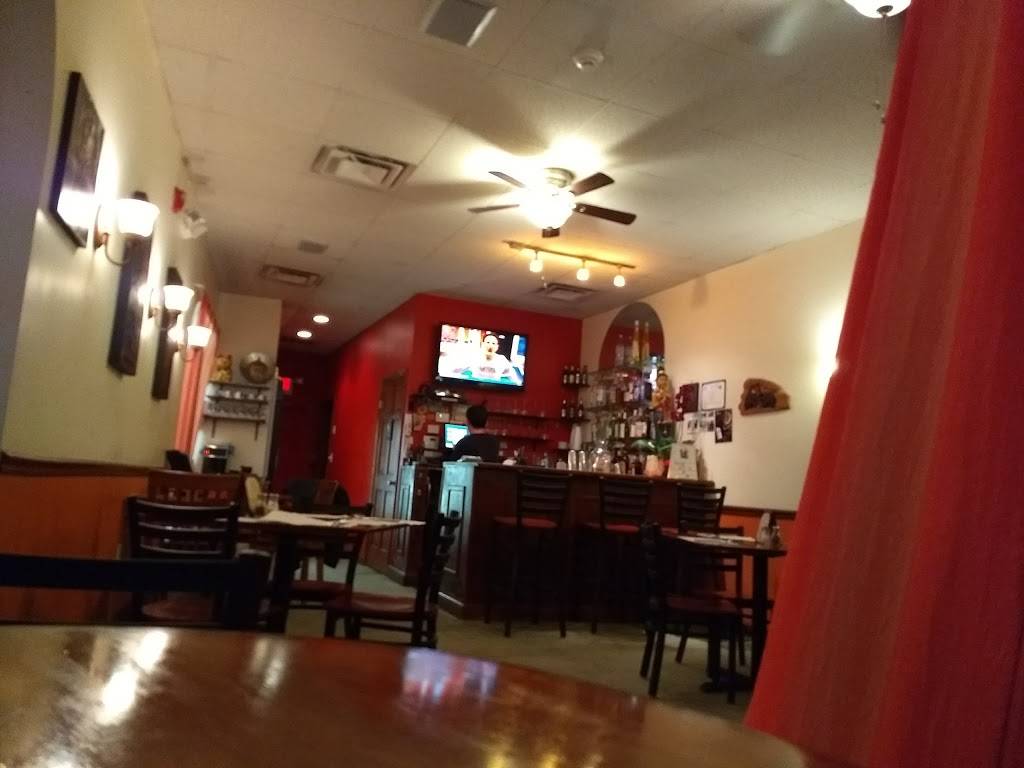 Taste of Siam | restaurant | 499 Main St, Stoneham, MA 02180, USA | 7814384001 OR +1 781-438-4001