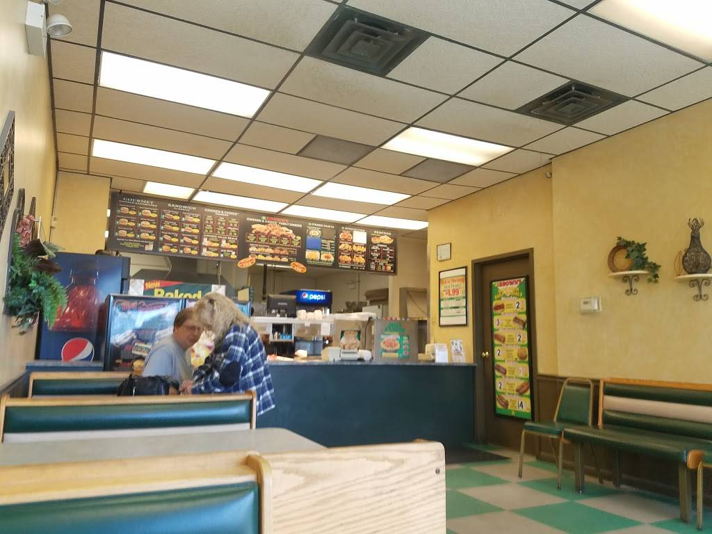 Browns Chicken | restaurant | 1055 E 9th St, Lockport, IL 60441, USA | 8158360044 OR +1 815-836-0044