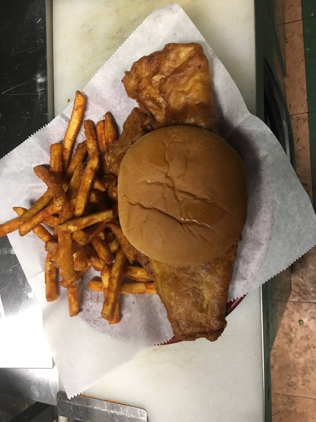 Mt Troy Inn | restaurant | 2021 Mt Troy Rd, Pittsburgh, PA 15212, USA | 4122357663 OR +1 412-235-7663