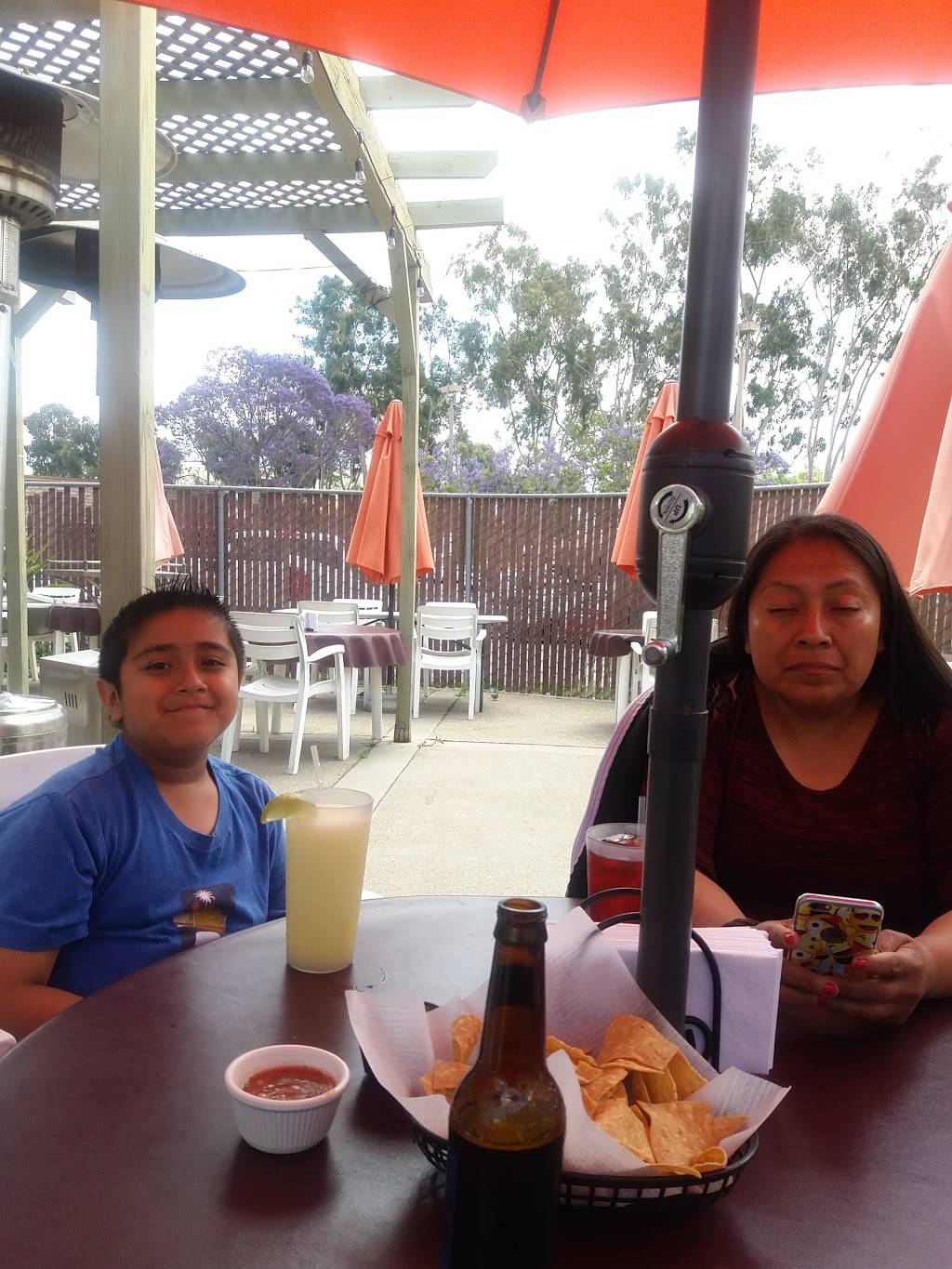 Dominos Pizza | meal delivery | 1075 S Mission Rd Ste B, Fallbrook, CA 92028, USA | 7607281223 OR +1 760-728-1223