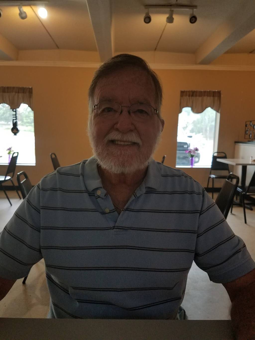 Blue Gills | restaurant | 5314 Kingsport Hwy, Johnson City, TN 37615, USA | 4234674200 OR +1 423-467-4200