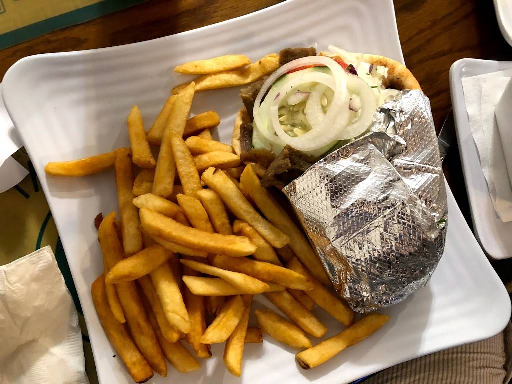 Chriss Charcoal Pit | restaurant | 1946 West St, Annapolis, MD 21401, USA | 4102665200 OR +1 410-266-5200