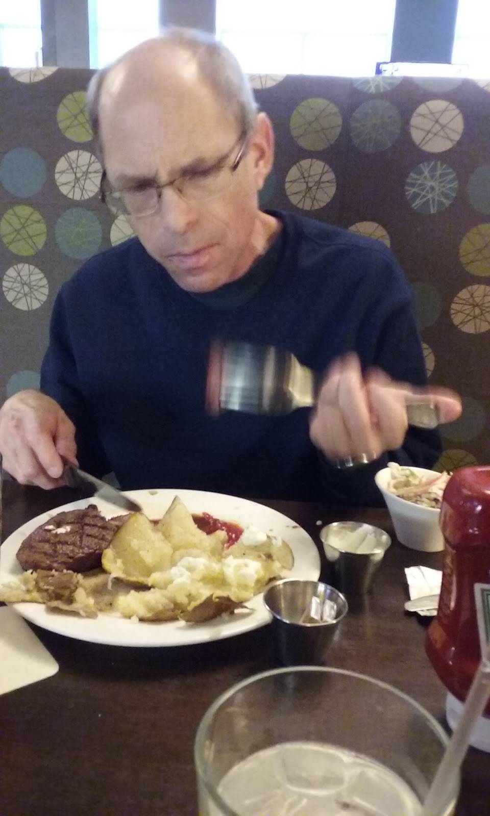 Hy-Vee Market Grille | restaurant | 2510 SW State St, Ankeny, IA 50023, USA | 5159633140 OR +1 515-963-3140