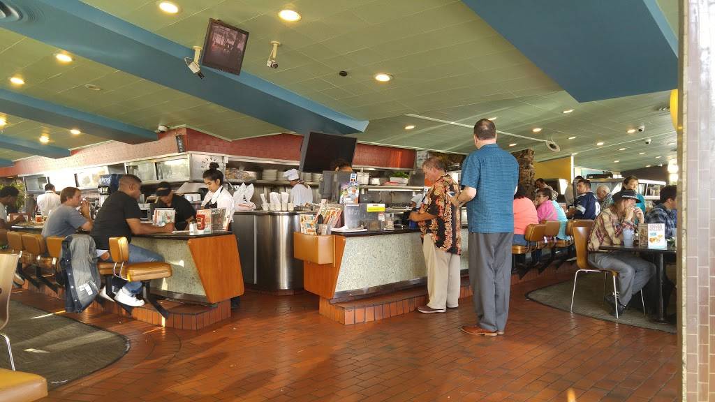 NORMS Restaurant | restaurant | 470 N La Cienega Blvd, West Hollywood, CA 90048, USA | 3106578333 OR +1 310-657-8333