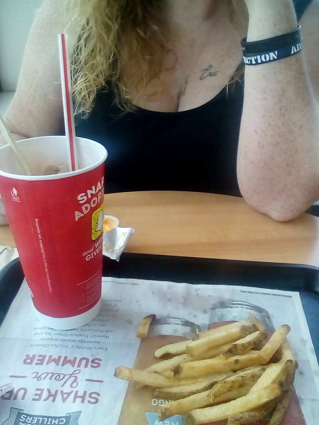 Wendys | restaurant | 316 Center St, Wheelersburg, OH 45694, USA | 7405748188 OR +1 740-574-8188