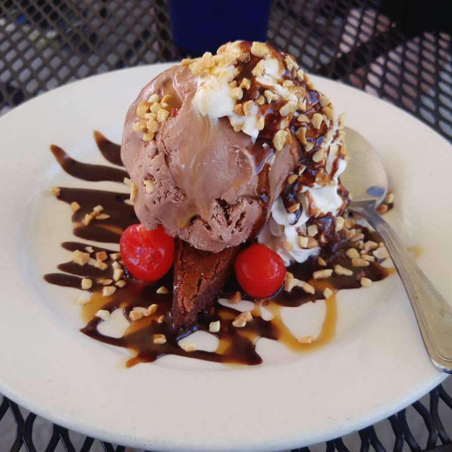 the FDC (Fort Davidson Cafe) | restaurant | 302 S McCune St, Pilot Knob, MO 63663, USA | 5735462500 OR +1 573-546-2500