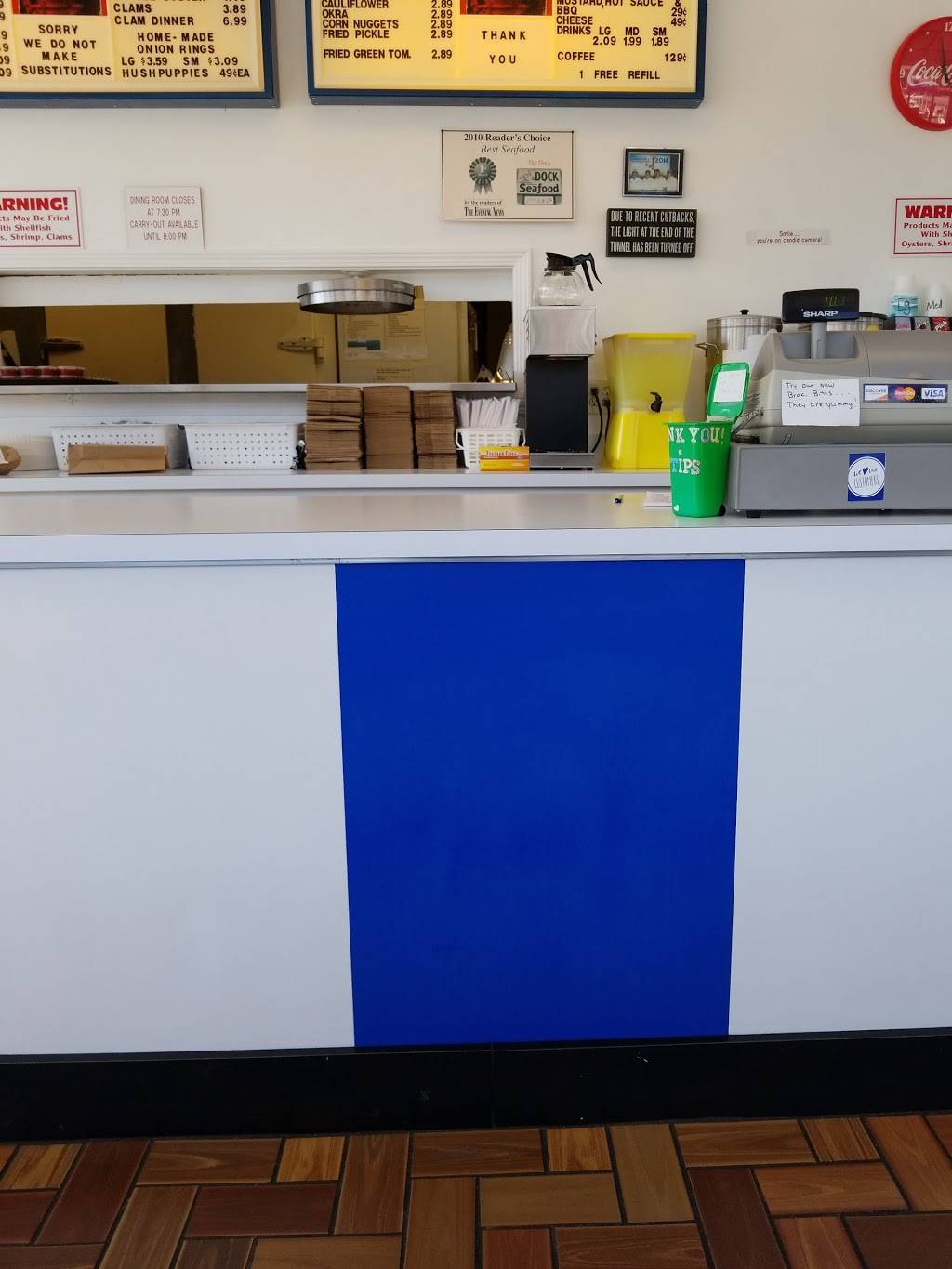 Rockys The Dock | restaurant | 805 E 10th St, Jeffersonville, IN 47130, USA | 8122821354 OR +1 812-282-1354