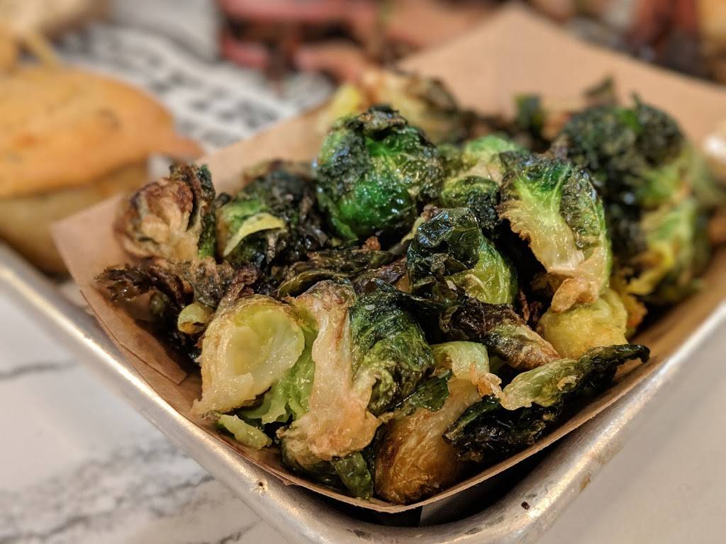 The Polite Pig | restaurant | 1536 Buena Vista Dr, Orlando, FL 32830, USA | 4079387444 OR +1 407-938-7444