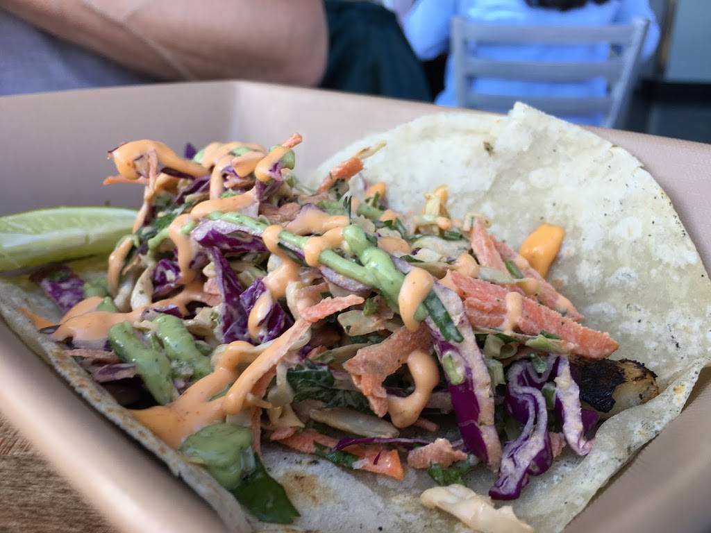 Point Loma Fish Shop | restaurant | 1110 Rosecrans St #100, San Diego, CA 92106, USA | 6197567778 OR +1 619-756-7778