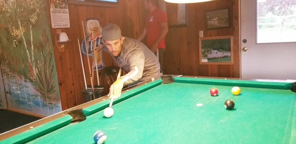 Twin Oaks Bar & Grill | restaurant | W7650 County Hwy E, Spooner, WI 54801, USA | 7156358026 OR +1 715-635-8026