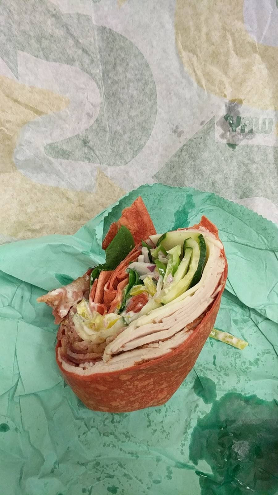 Subway | restaurant | 201 Henry Johnson Blvd, Albany, NY 12210, USA | 5183964590 OR +1 518-396-4590