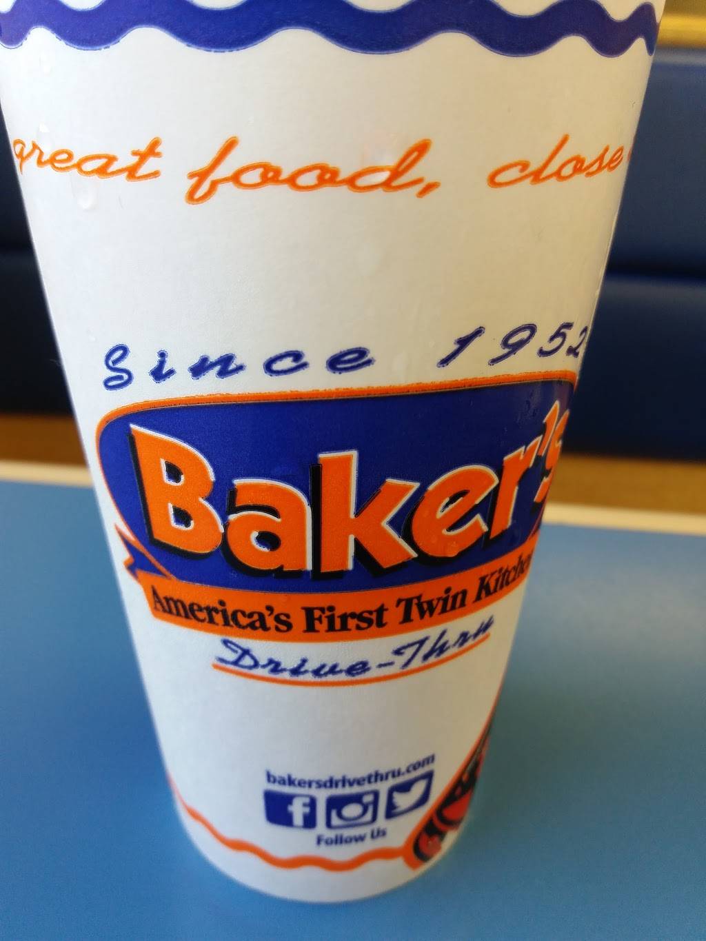 Bakers Drive-Thru | restaurant | 665 W County Line Rd, Calimesa, CA 92320, USA | 9098845233 OR +1 909-884-5233