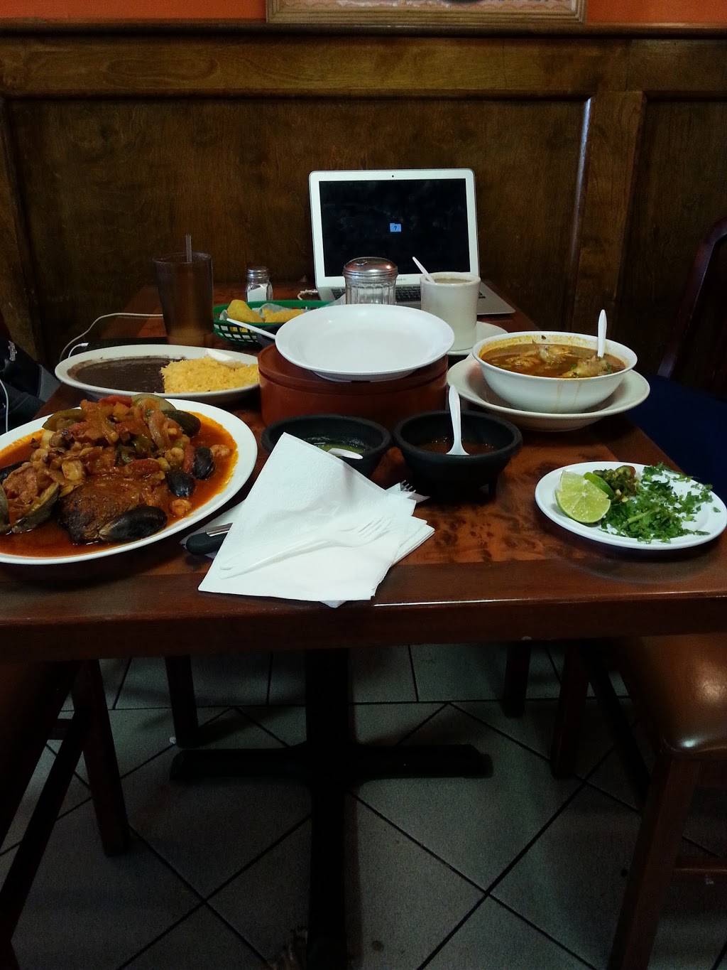 El Costeno Restaurant | restaurant | 316 Suydam St, New Brunswick, NJ 08901, USA | 7329930555 OR +1 732-993-0555