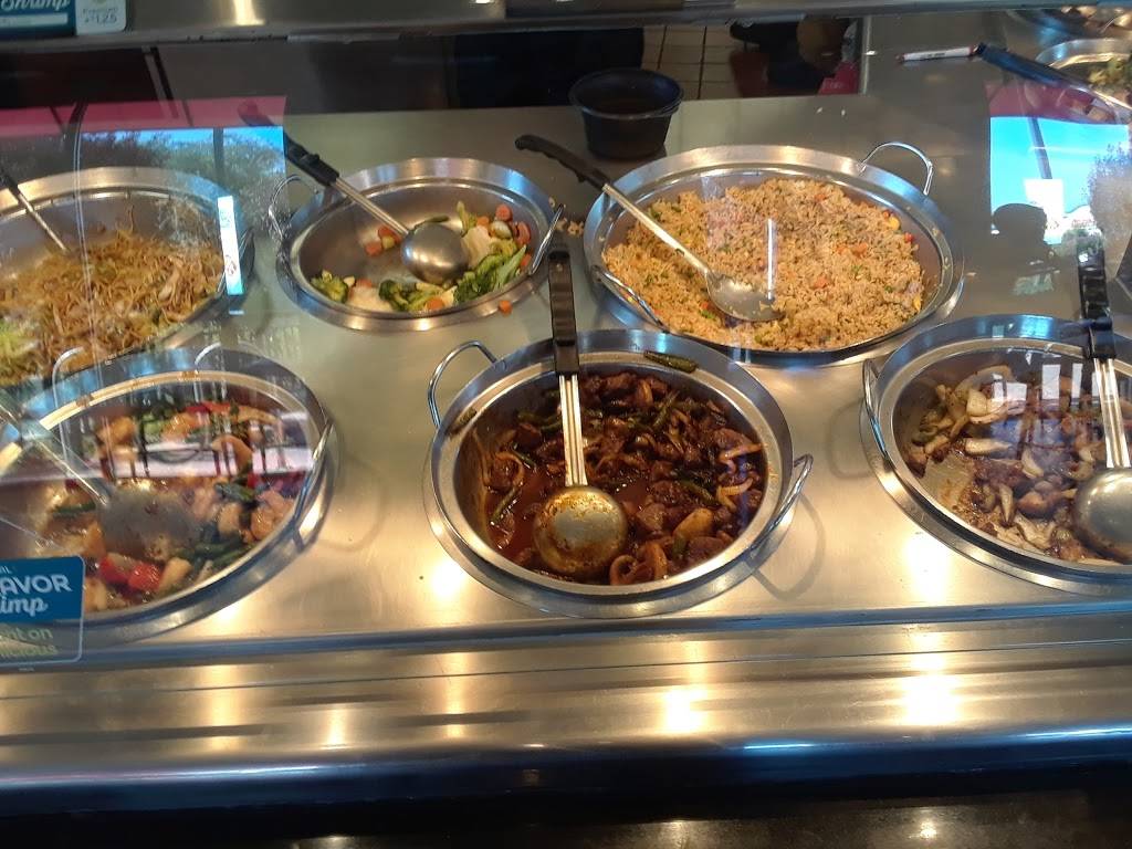 Panda Express | meal takeaway | 3910 N Cedar Ave, Fresno, CA 93726, USA | 5592256938 OR +1 559-225-6938