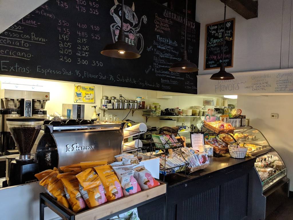 Coffee Barn | cafe | 392 Danbury Rd, Wilton, CT 06897, USA | 2036656909 OR +1 203-665-6909