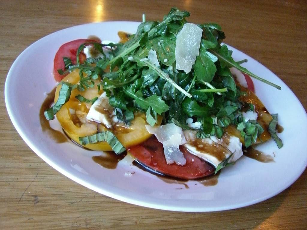 AJs Wood Grill Pizza | meal takeaway | 68 Wallingford Square, Kittery, ME 03904, USA | 2074399700 OR +1 207-439-9700