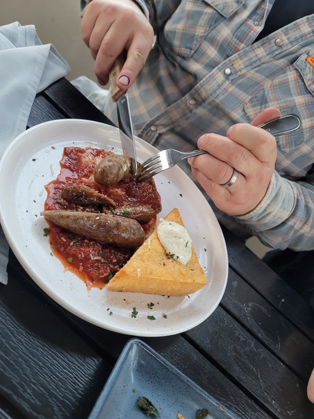 JWs Patio | restaurant | 6436 Phelan Blvd, Beaumont, TX 77706, USA | 4092255958 OR +1 409-225-5958