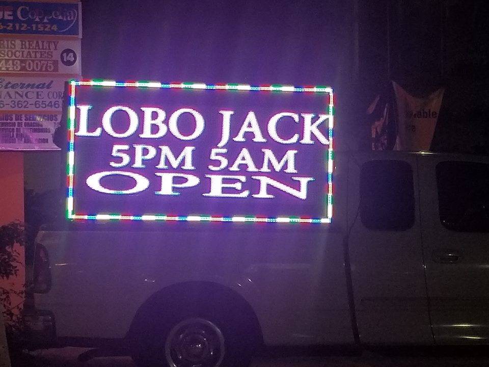 Lobo Jack Bar & Grill | restaurant | 4545 NW 7th St, Miami, FL 33126, USA | 8636778490 OR +1 863-677-8490