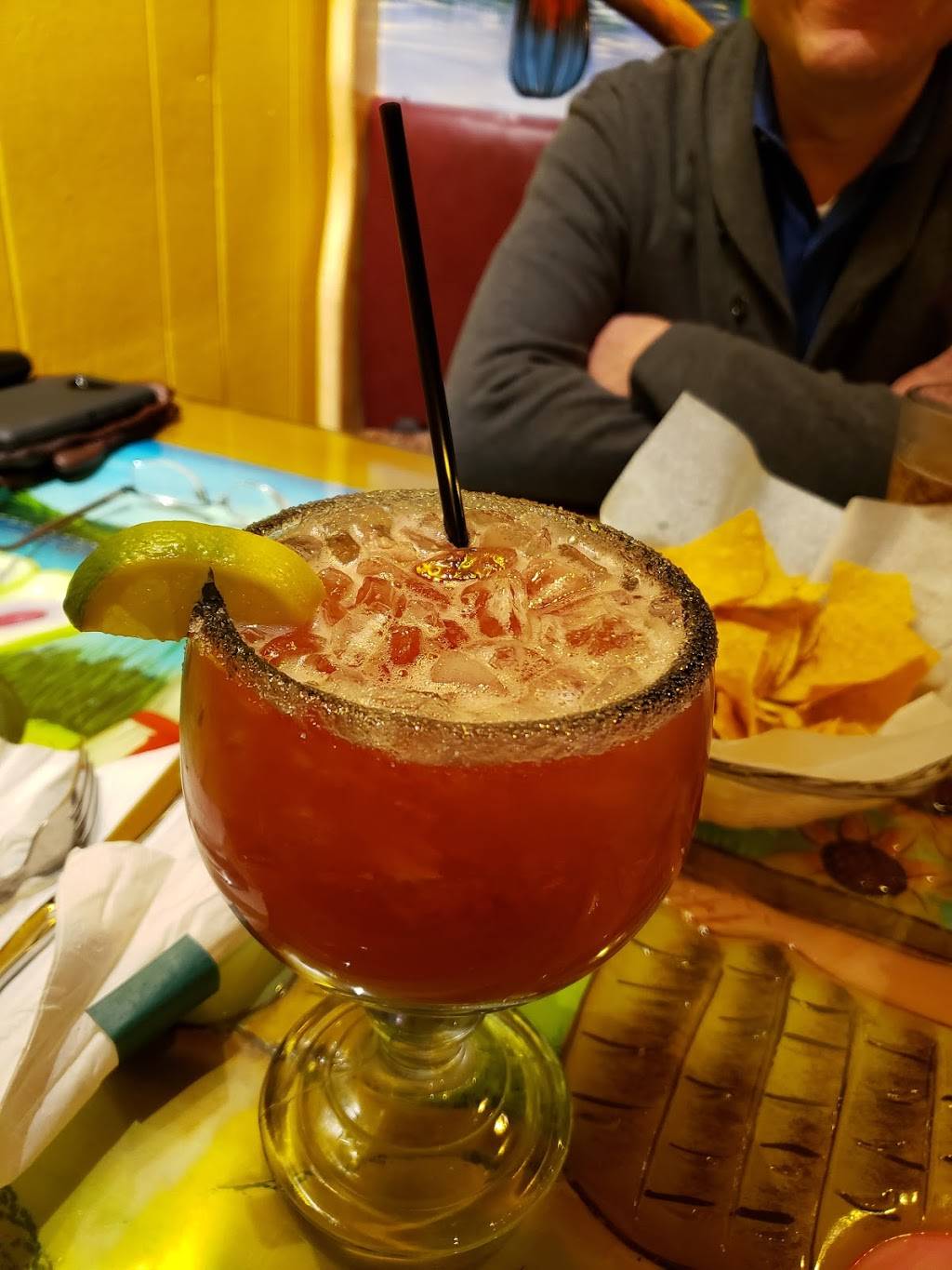 Casa Real | restaurant | 31313 Dequindre Rd, Madison Heights, MI 48071, USA | 2482681294 OR +1 248-268-1294