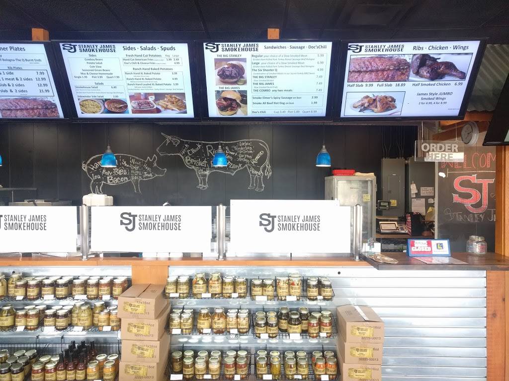 Stanley James Smokehouse | restaurant | 1500 E 23rd St, Lawrence, KS 66046, USA | 7858419691 OR +1 785-841-9691