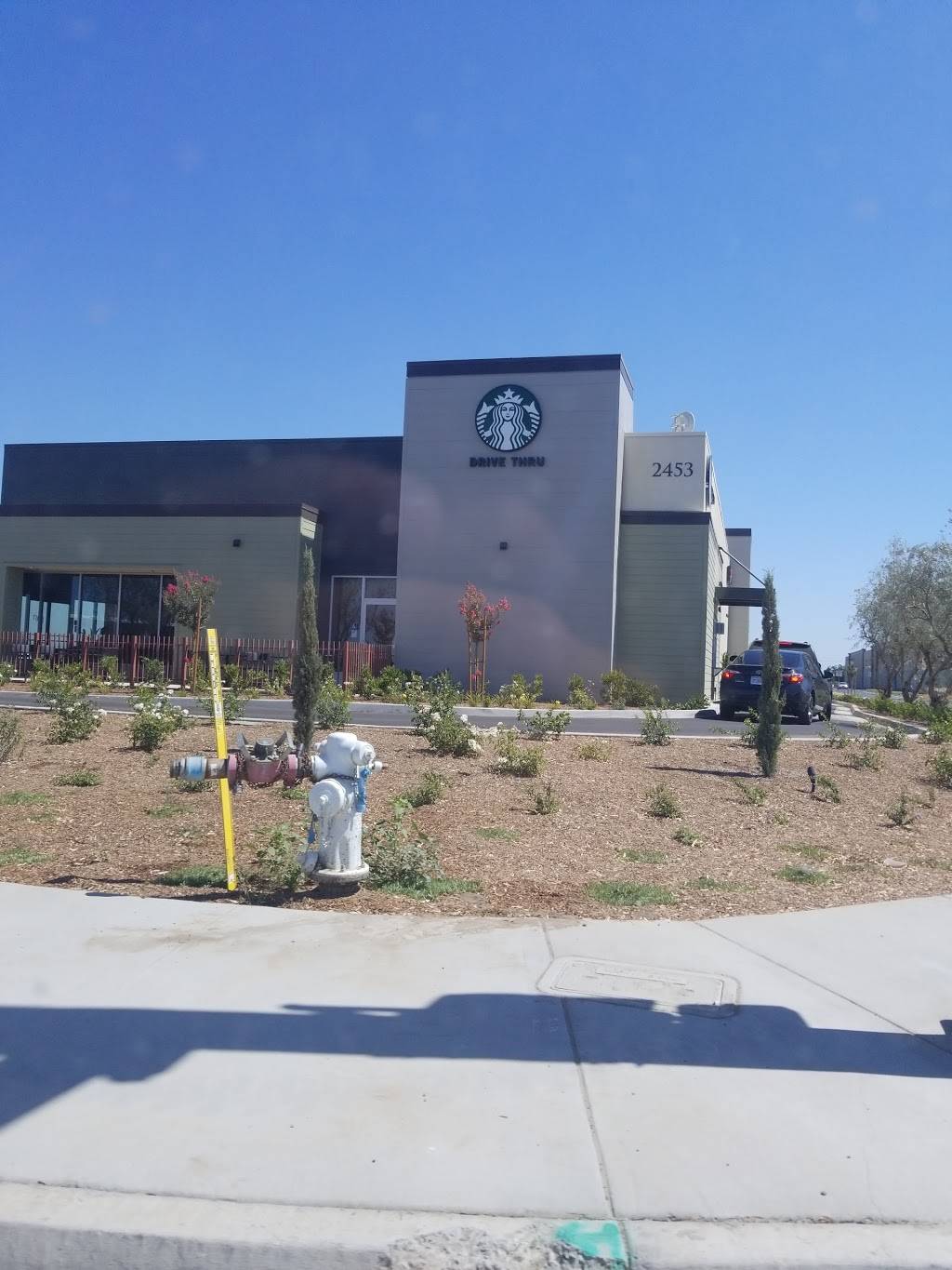 Starbucks | cafe | 2453 East Lacey Blvd, Hanford, CA 93230, USA | 5596336913 OR +1 559-633-6913