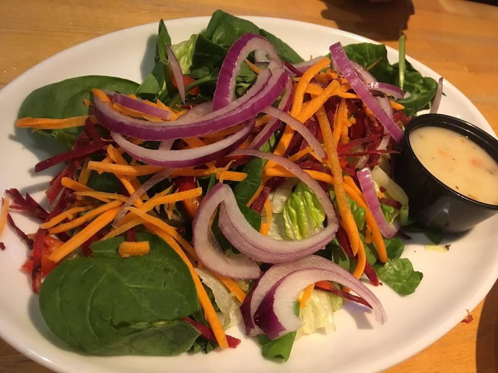 Boston Pizza | restaurant | 5 Buena Vista Dr, Orangeville, ON L9W 0A2, Canada | 5199421966 OR +1 519-942-1966