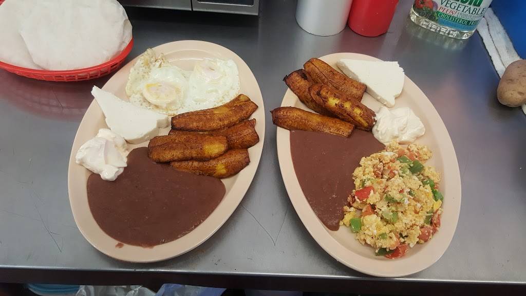 El Savoy Restaurant | restaurant | 2004, 2439 James M Wood Blvd, Los Angeles, CA 90006, USA | 2138417261 OR +1 213-841-7261