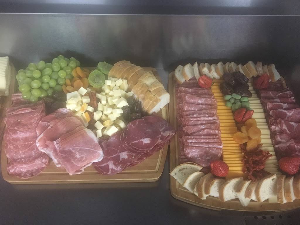 Bitoy Bistro | restaurant | 5946 W Chicago Ave, Chicago, IL 60651, USA | 8774248697 OR +1 877-424-8697