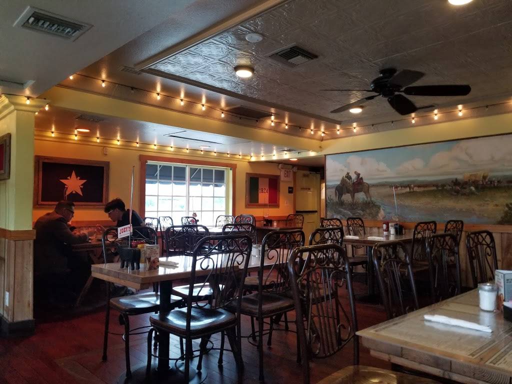 Joeys BBQ | restaurant | 3689 Riverside Dr, Chino, CA 91710, USA | 9096281231 OR +1 909-628-1231