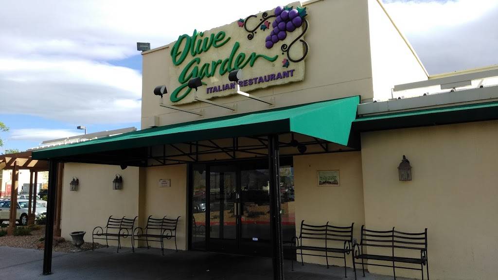 Olive Garden Italian Restaurant | meal takeaway | 6301 San Mateo Blvd NE, Albuquerque, NM 87109, USA | 5058818425 OR +1 505-881-8425