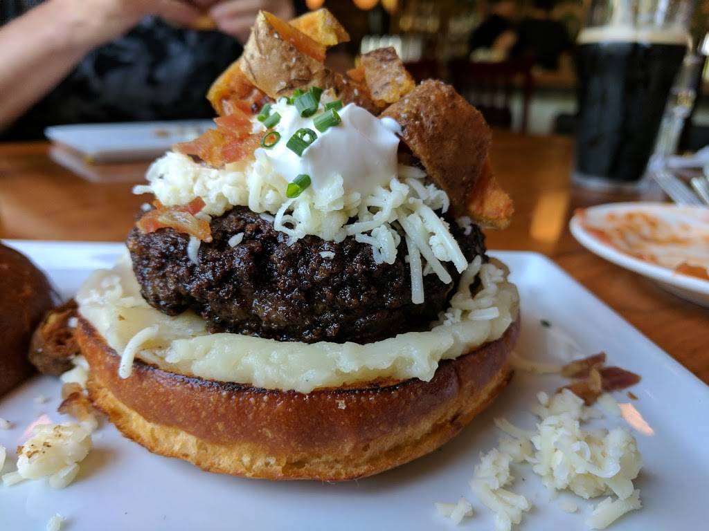 Goodkind | restaurant | 2457 S Wentworth Ave, Milwaukee, WI 53207, USA | 4147634706 OR +1 414-763-4706