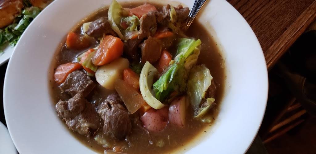 The Celtic House Irish Pub & Restaurant | restaurant | 2500 Columbia Pike, Arlington, VA 22204, USA | 7037469644 OR +1 703-746-9644