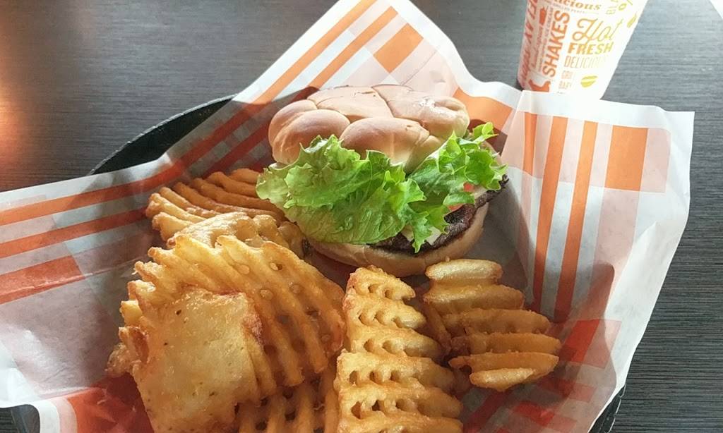 Back Yard Burgers | restaurant | 5004 Maryland Way, Brentwood, TN 37027, USA | 6153718145 OR +1 615-371-8145