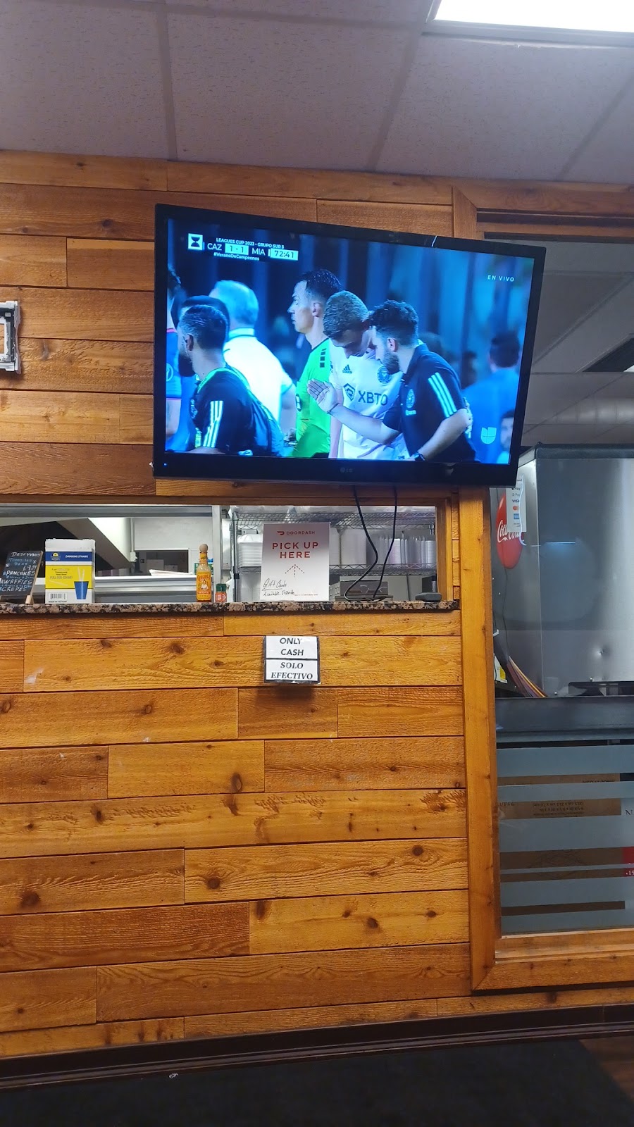 Juniors Fast Foods | restaurant | 1619 S Laramie Ave, Cicero, IL 60804, USA | 7082989373 OR +1 708-298-9373