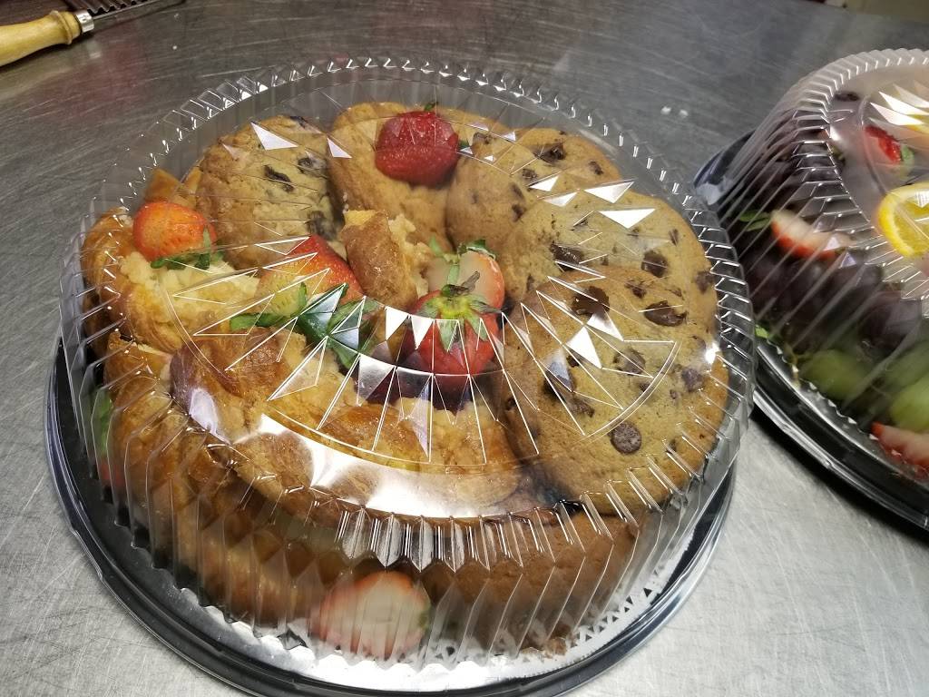 Cherokee Inn Cafeteria | restaurant | 5510 Cherokee Ave # 140, Alexandria, VA 22312, USA | 7032569600 OR +1 703-256-9600